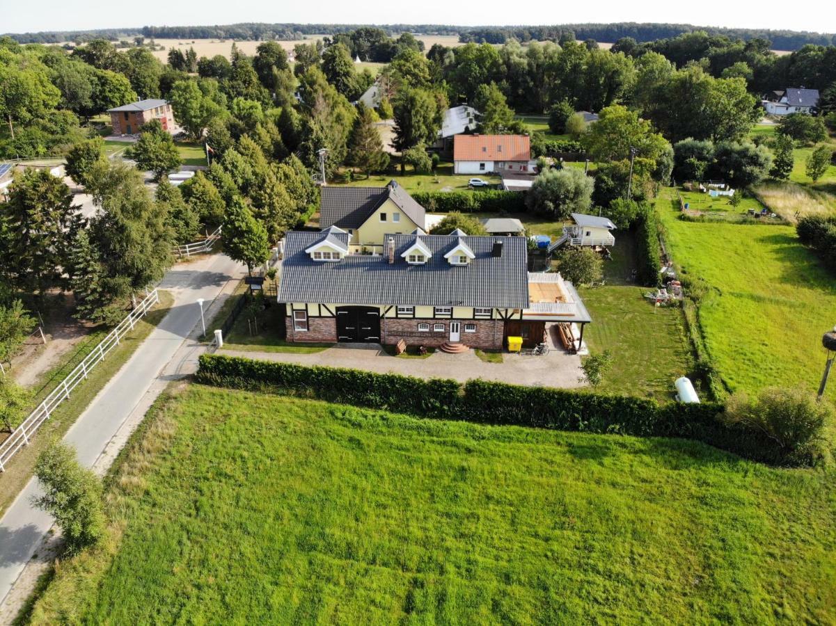Landhaus Zum Storchennest Kloster Wulfshagen ภายนอก รูปภาพ